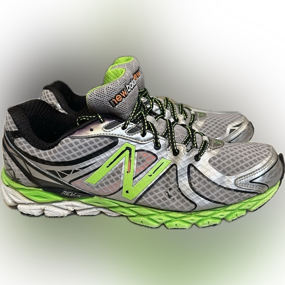 NB NEW BALANCE SNEAKERS RUN WALK ATHLETIC SZ 11.5 870v3 GRAY GREEN BLACK GLOW - Picture 3 of 14